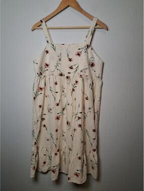 Mahina Flower Spaghetti Strap Cream dress Size Medium 30%Linen 70%Rayon